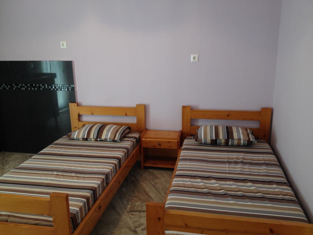 Apartament Menis Haus Nea Nea Vrasna Pokój zdjęcie